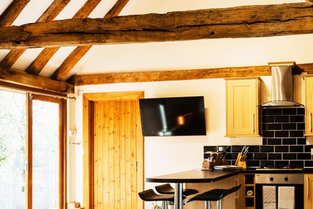 Holiday home New Cosy - View & Log Burner - Dog Proof Garden