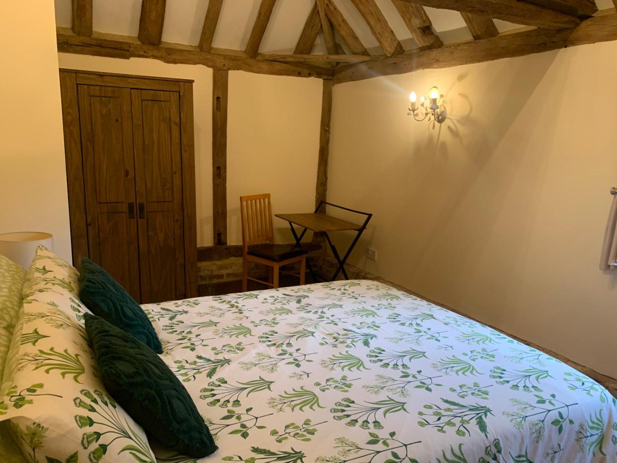 Holiday home New Cosy - View & Log Burner - Dog Proof Garden
